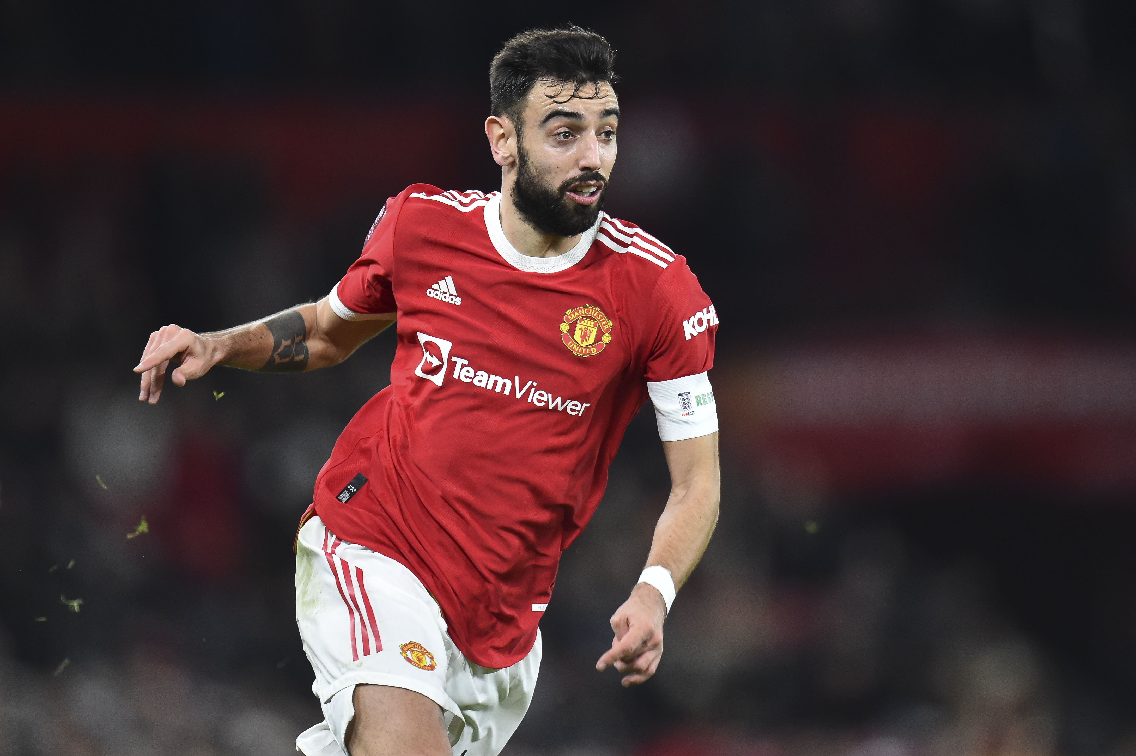 南宫体育APP-关键时刻阿斯顿维拉止住颓势——足总杯节点到来，质疑声仍在，身体对抗强度拉满(阿斯顿维拉阵容)